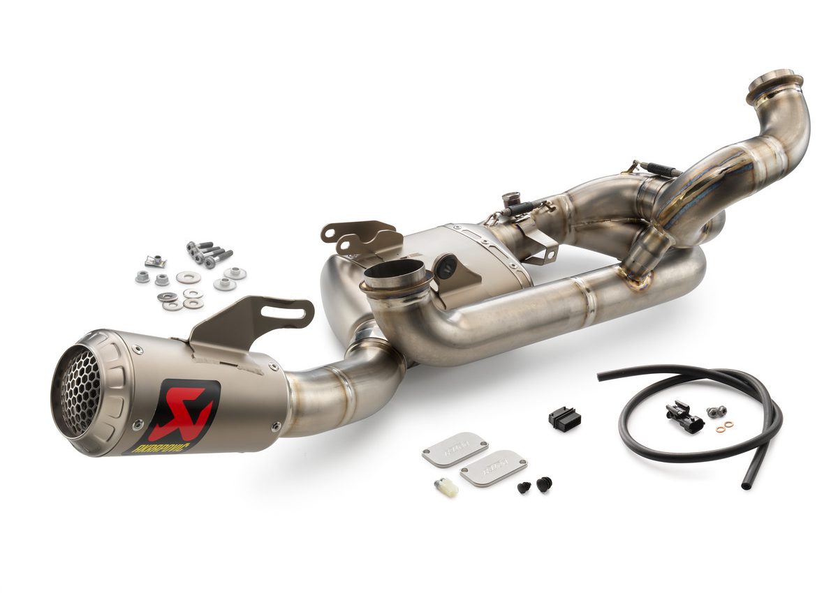 AKRAPOVIC KIT EVOLUTION LINE