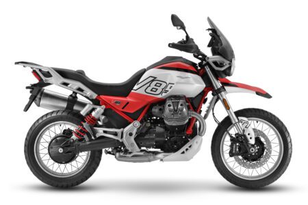 V85 TT - SPECIAL OFFER FOR JUNE & JULY - £900 EXTRA PX ALLOWANCE OR £900 FREE ACCESORIES - 5.4% APR FINANCE AVAILABLE