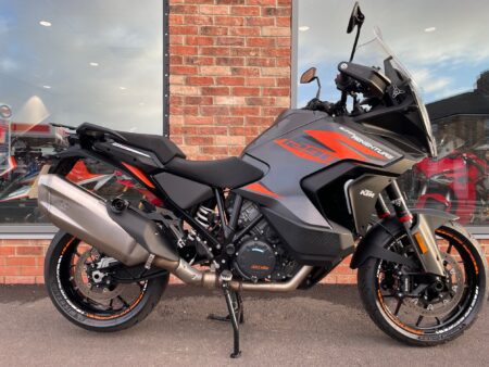 KTM 1290 SUPER ADVENTURE S - (NX23 YFT) - 15878 MILES