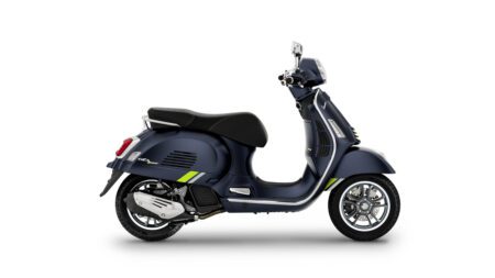 Vespa GTS 125 Super Tech - SPECIAL OFFER JUNE & JULY - £600 VESPA ACCESORIES FREE - 5.4% APR FINANCE AVAILABLE