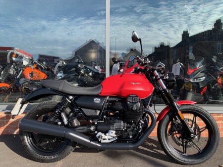 Moto Guzzi V7 Stone - NU24 PDO - 3433 Miles