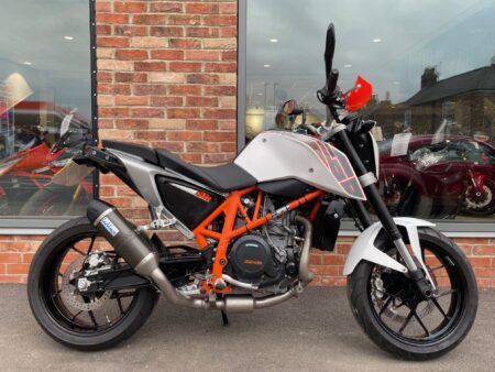 KTM 690 DUKE  (AF15 WXV) - 10405 miles
