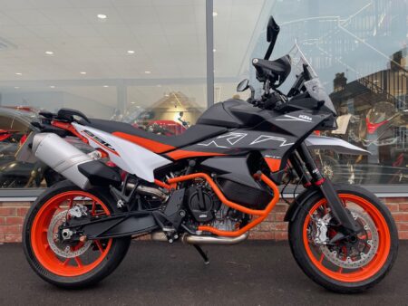 KTM 890 SMT - (NV23 XWE) - 9570 MILES (sorry this bike is now reserved)