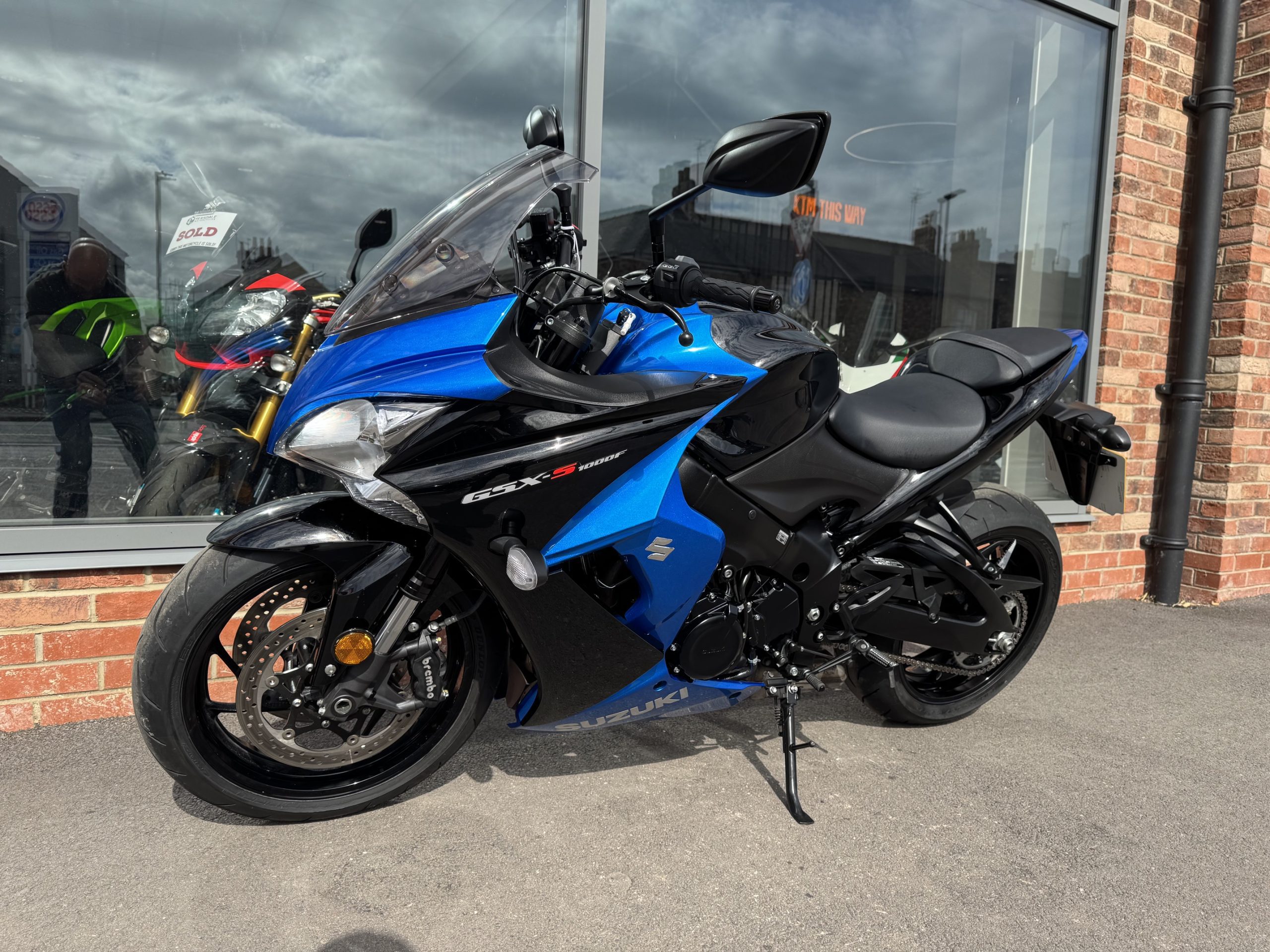 Suzuki GSX 1000 S- (CJ21 GDO) - 6990 Miles - Image 8