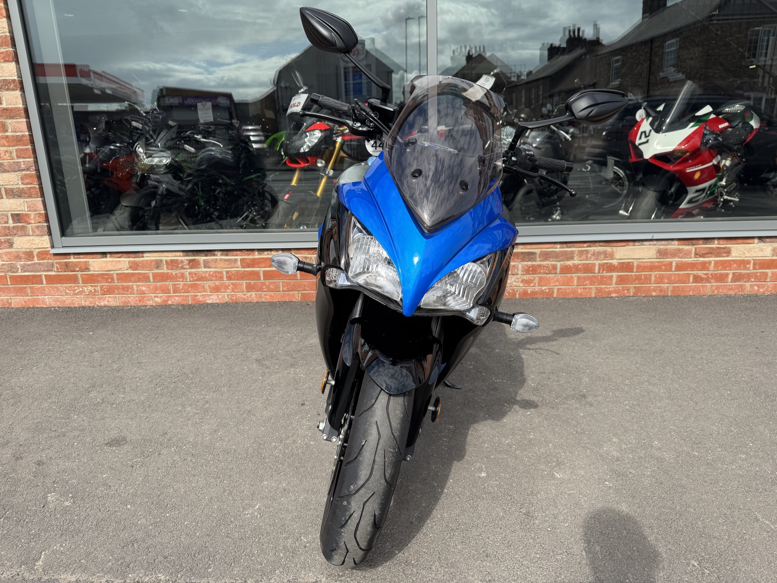 Suzuki GSX 1000 S- (CJ21 GDO) - 6990 Miles - Image 6