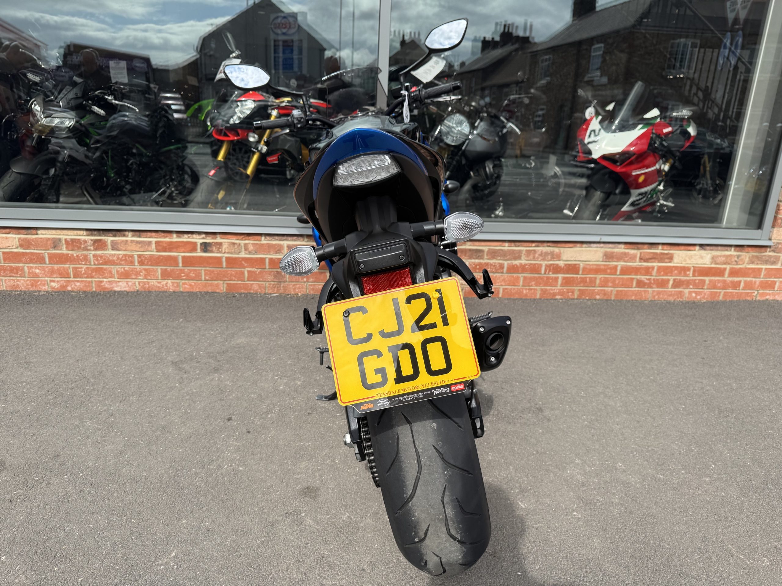 Suzuki GSX 1000 S- (CJ21 GDO) - 6990 Miles - Image 14