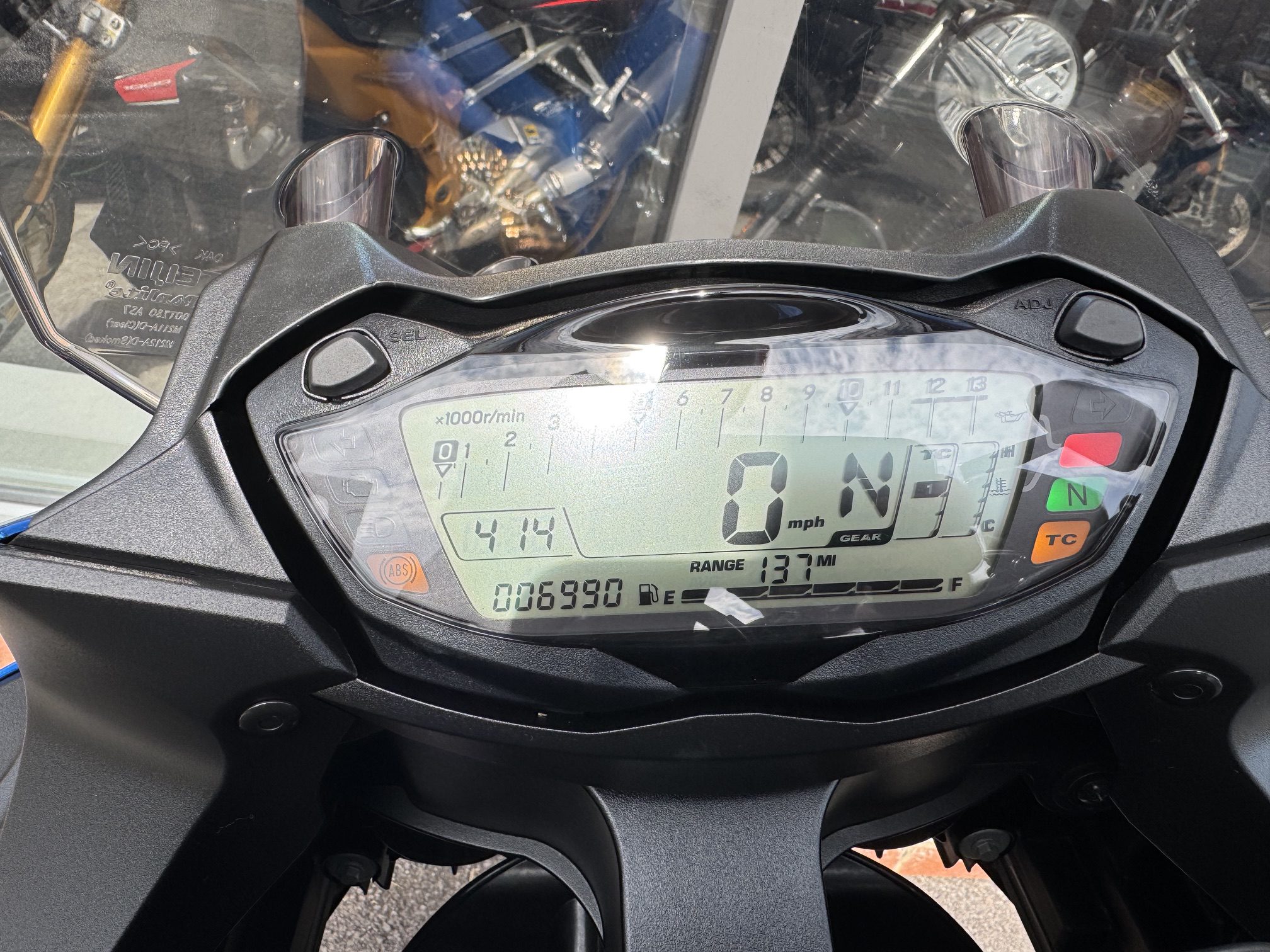 Suzuki GSX 1000 S- (CJ21 GDO) - 6990 Miles - Image 17