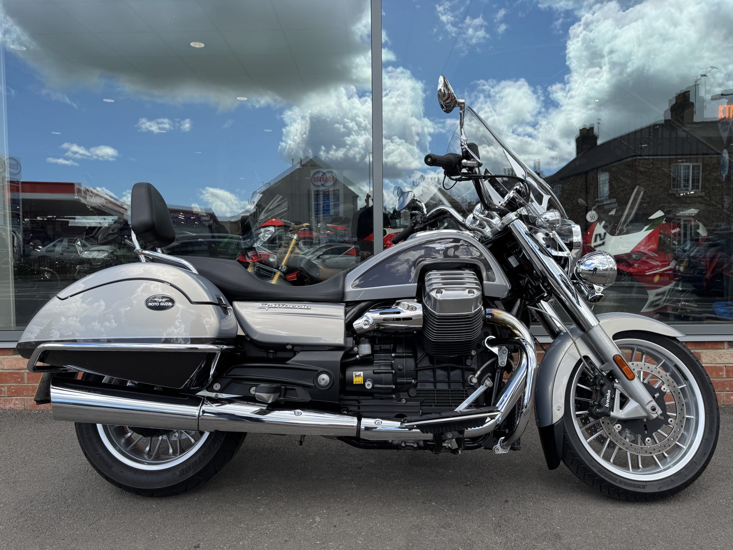Moto Guzzi California Touring - (BW15 YBA) -10681 Miles (sorry this bike is now reserved)